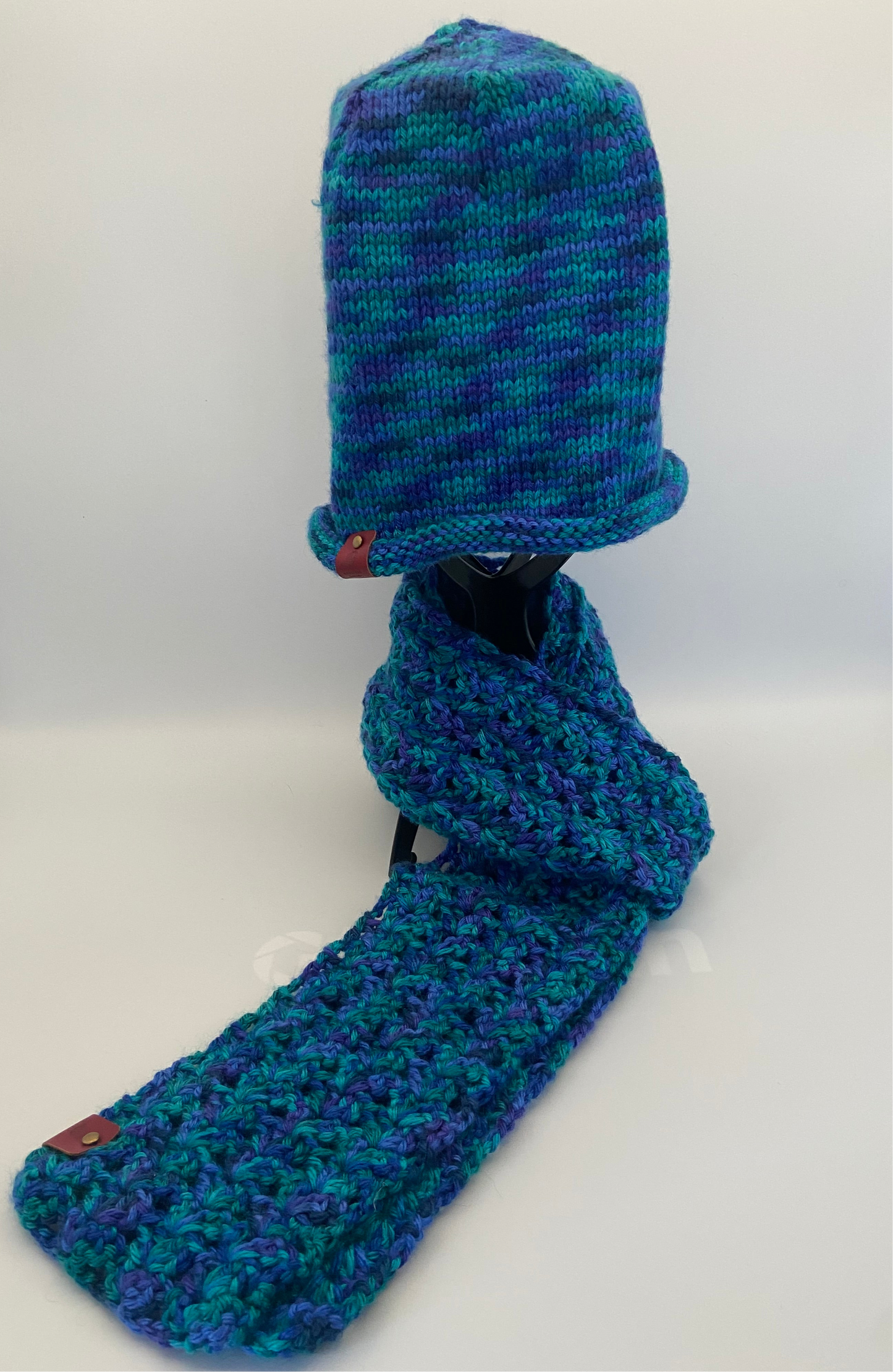 V-shell Scarf